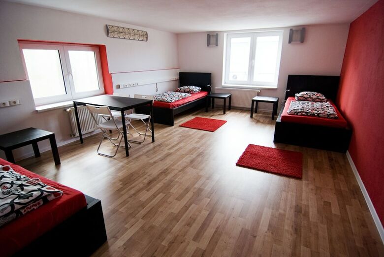 Hostal Nitra Glycerin Hostel