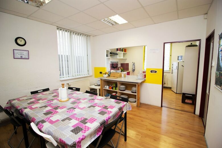 Hostal Nitra Glycerin Hostel