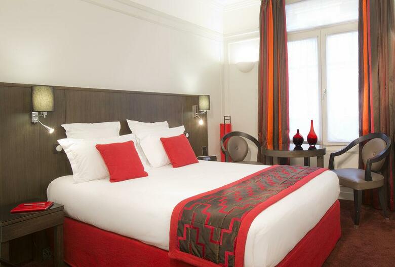 Hotel California Champs-elys�es