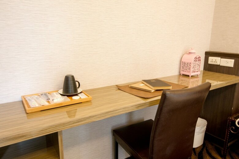 Ecfa Hotel-ximen Red House Branch
