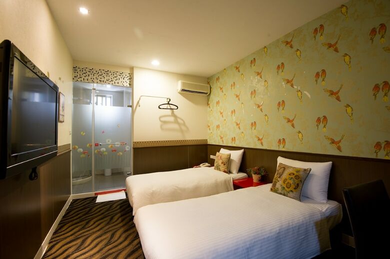 Ecfa Hotel-ximen Red House Branch