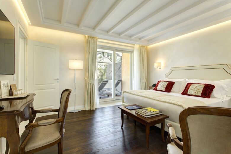 Hotel Degli Artisti