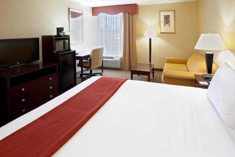 Hotel Holiday Inn Express Washington Dc East-andrews Afb