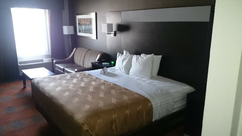 Hotel Quality Inn & Suites Stuttgart North