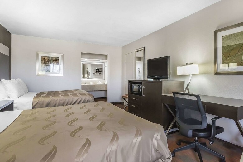 Hotel Quality Inn & Suites Stuttgart North