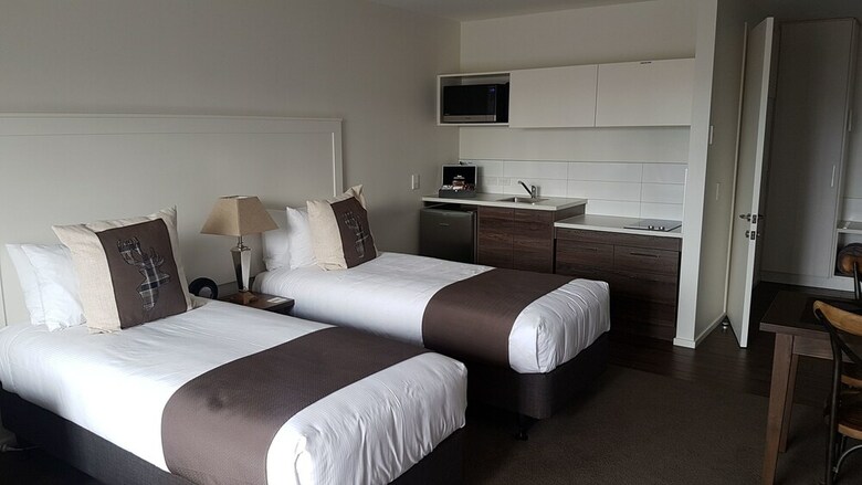 Aparthotel West Meadows Motel