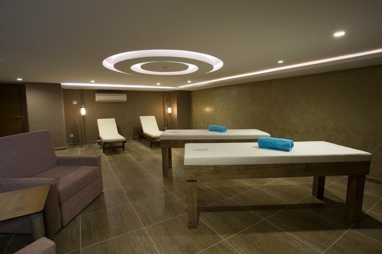 Water Side Resort & Spa Hotel - All Inclusive