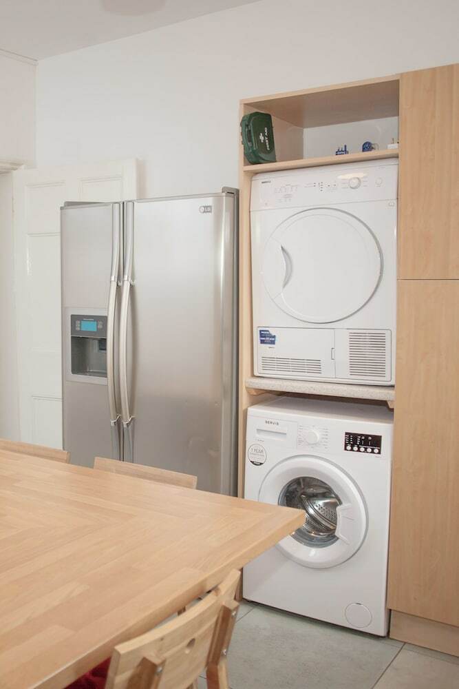 Quire Court Apartments