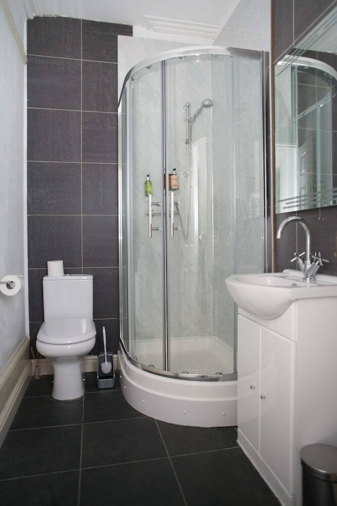 Quire Court Apartments