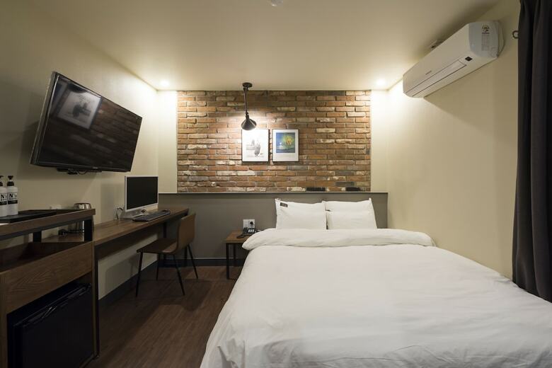 No.25 Hotel