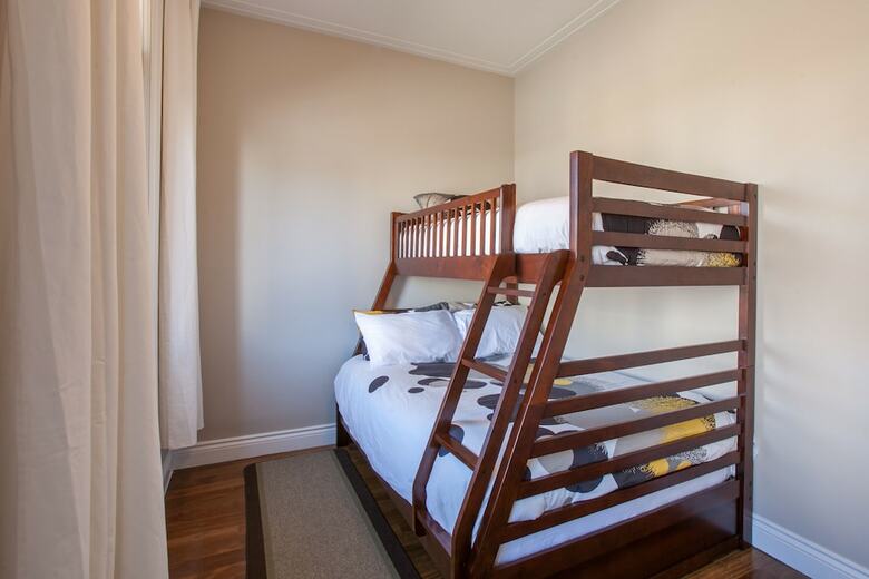 Apartamentos Lmvr - The Laurier