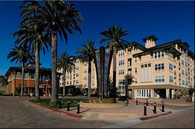 Apartamentos Global Luxury Suites At Commodore Drive