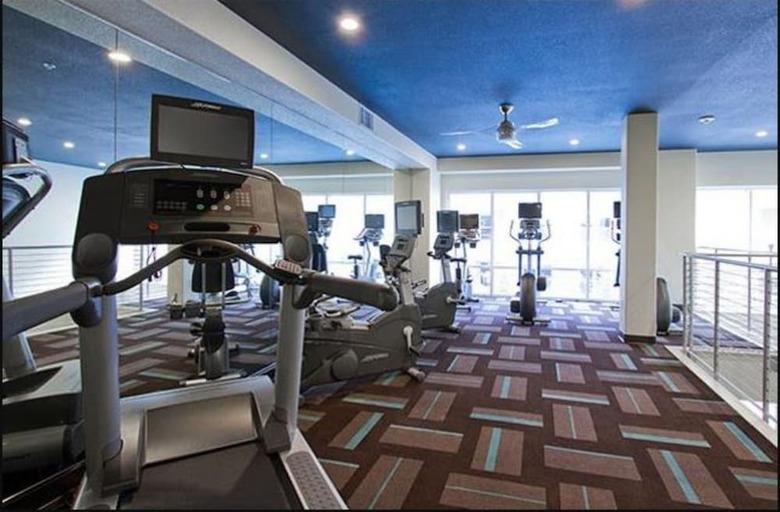 Apartamentos Global Luxury Suites At Commodore Drive
