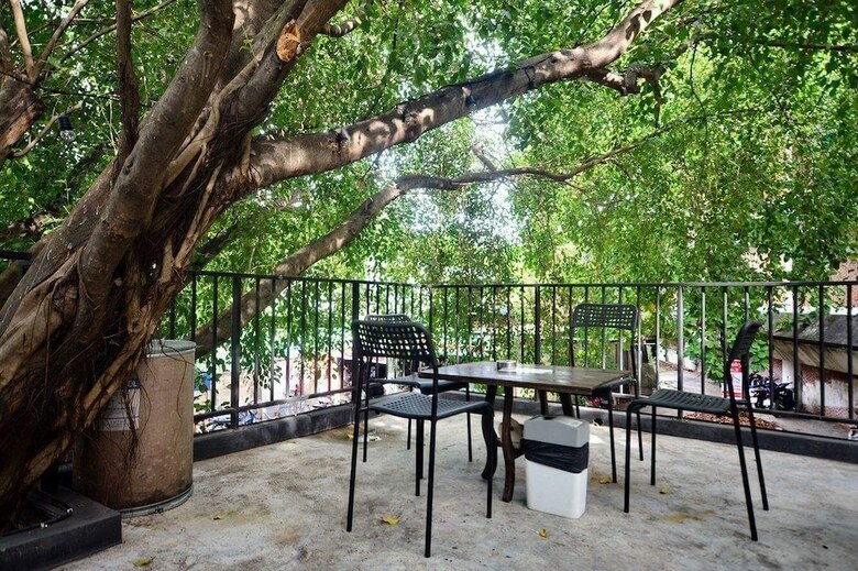 Hostal Strips The Poshtel