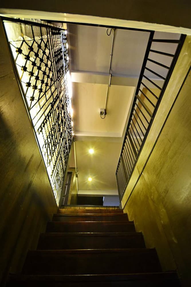 Hostal Strips The Poshtel