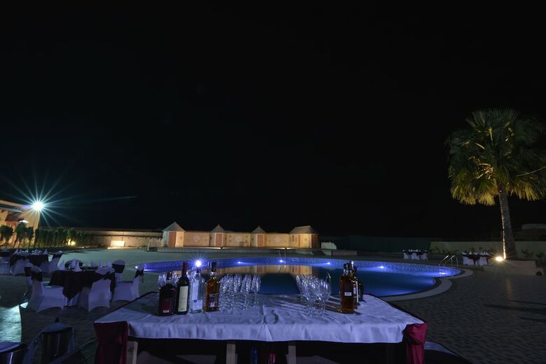 Hotel Orchha Palace And Convention Centre