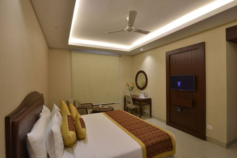 Hotel Orchha Palace And Convention Centre