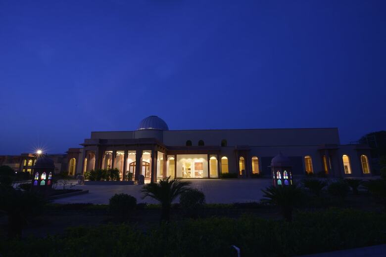Hotel Orchha Palace And Convention Centre