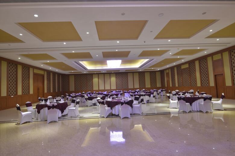Hotel Orchha Palace And Convention Centre