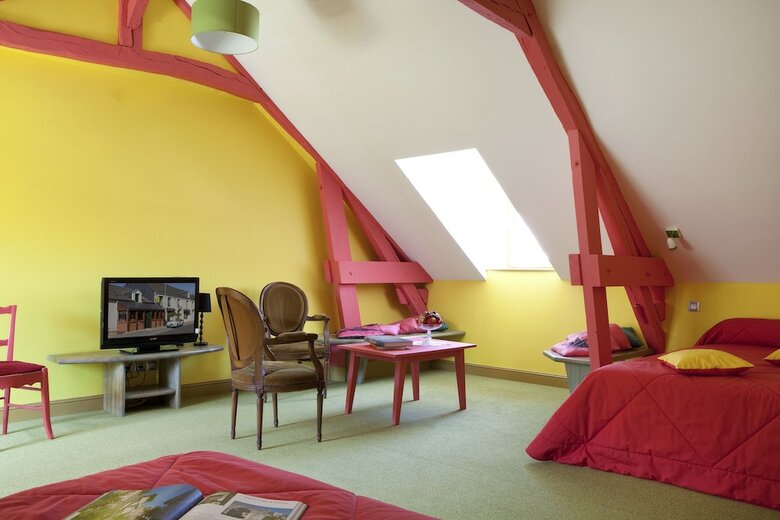 Hotel � En Couleur