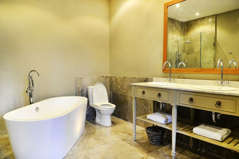 Jabu Beach Villa