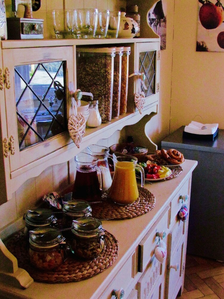 The Moorhead Bed & Breakfast