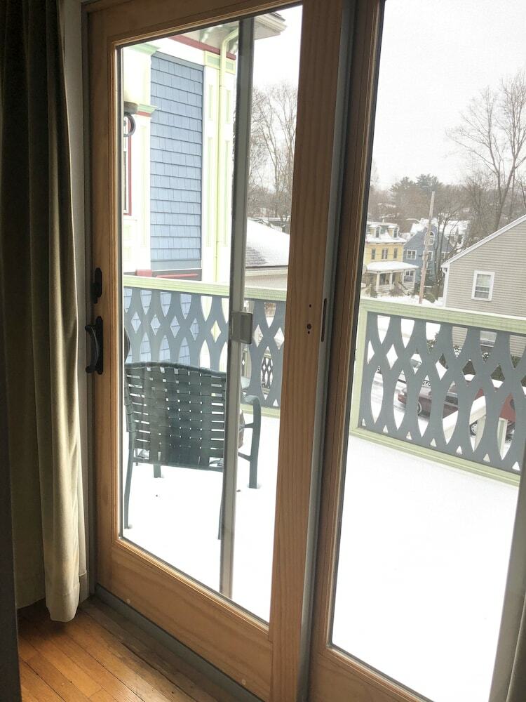 Chesley Road Bed And Breakfast