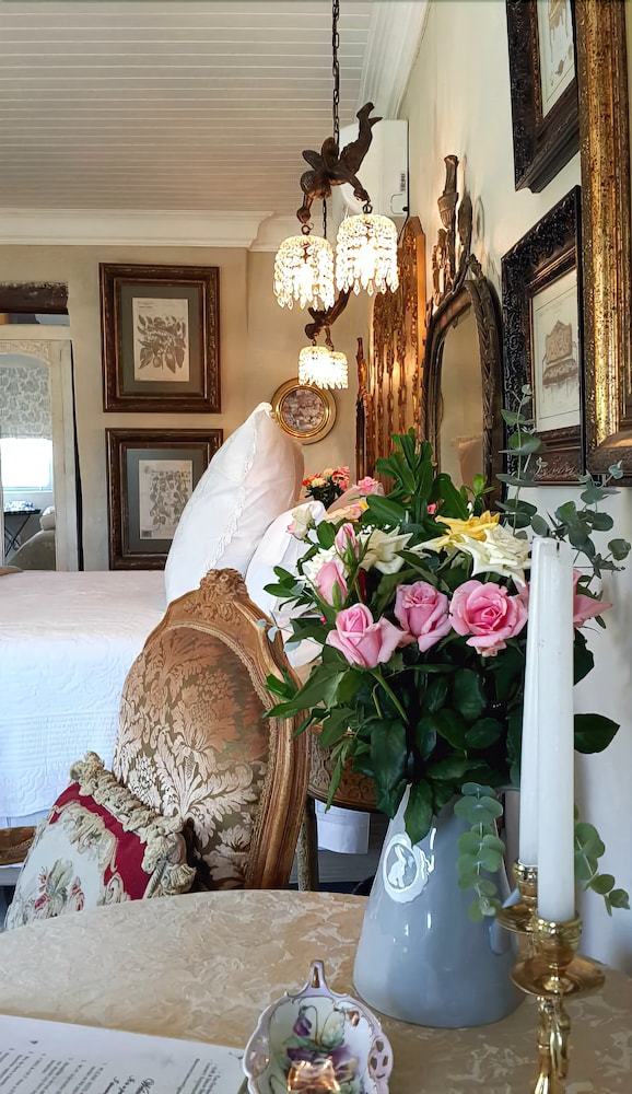 Bed & Breakfast The Victorian Cow