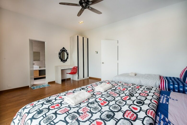 New Corner Shamrock Beach Villas Seaview
