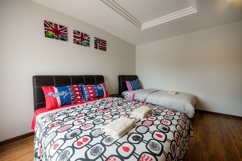 New Corner Shamrock Beach Villas Seaview