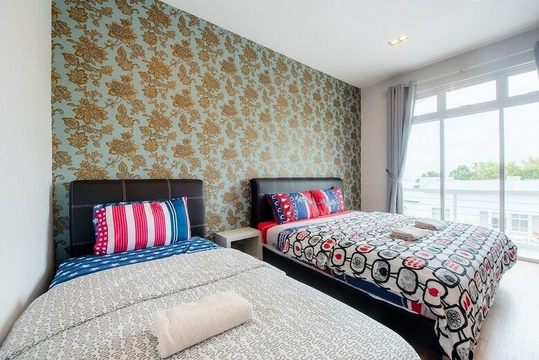 New Corner Shamrock Beach Villas Seaview