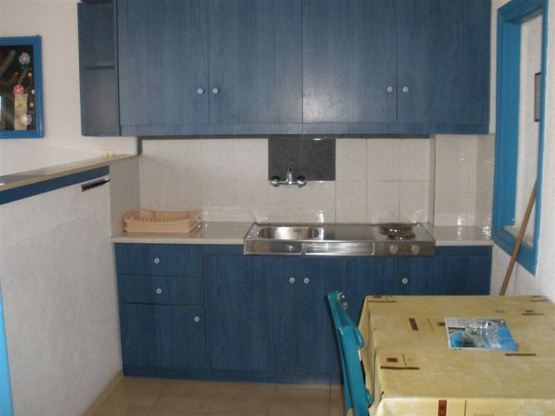 Eleni's Apartments