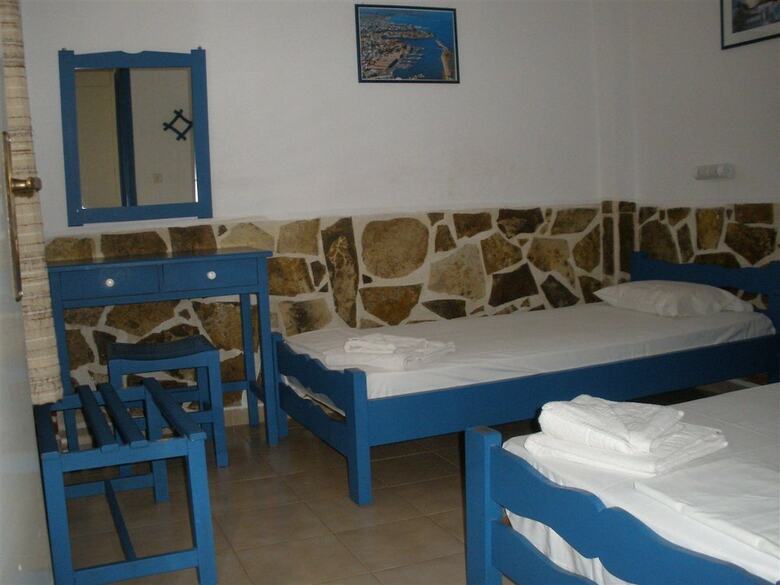 Eleni's Apartments