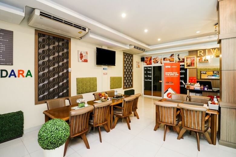 Hotel Oyo 146 Rivana Boutique By Sandara