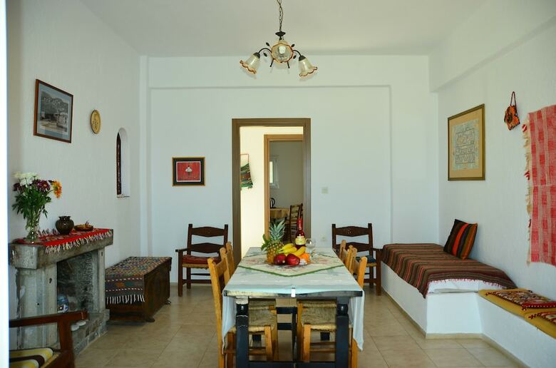 Apartamentos Poppy Villas