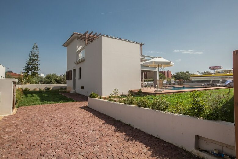 Satin Villas