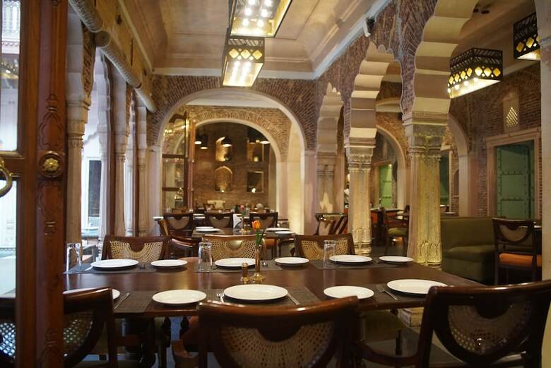 Hotel Welcomheritage Haveli Dharampura