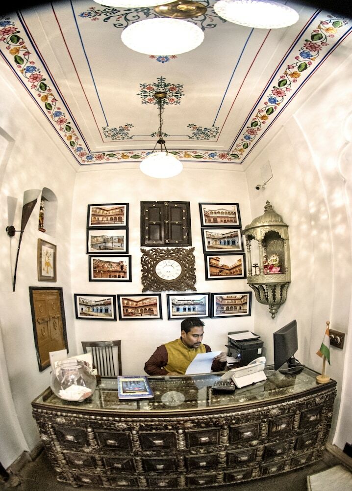 Hotel Welcomheritage Haveli Dharampura