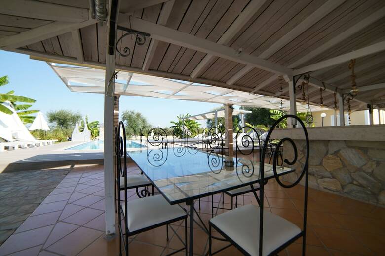 Aparthotel Mirsini Studios & Apartments