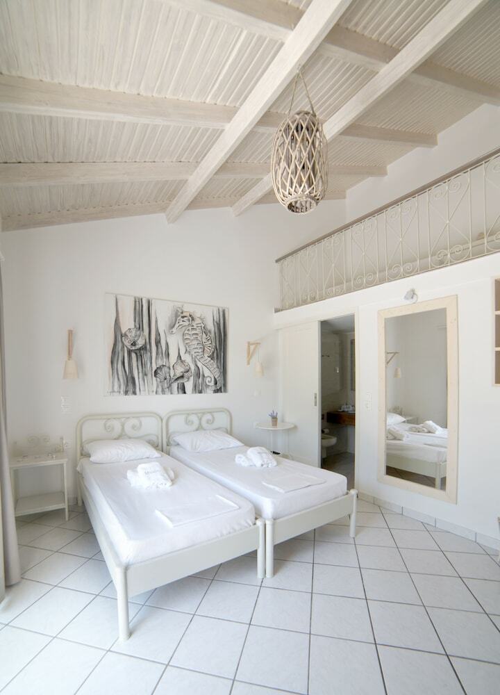Aparthotel Mirsini Studios & Apartments