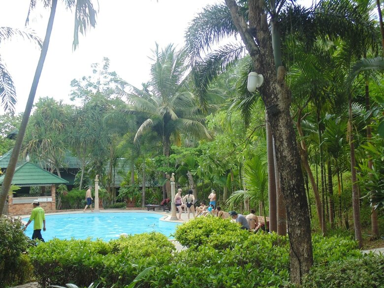 Hotel Aonang Cliff Mountain New Resort