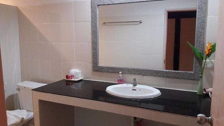 Hotel Aonang Cliff Mountain New Resort