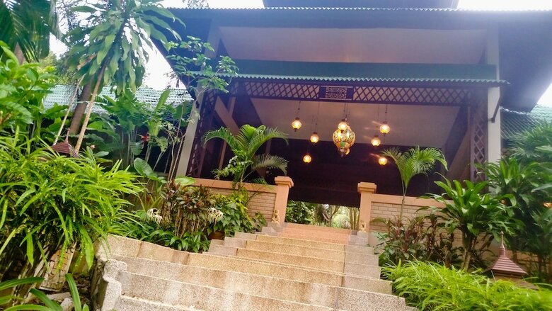 Hotel Aonang Cliff Mountain New Resort