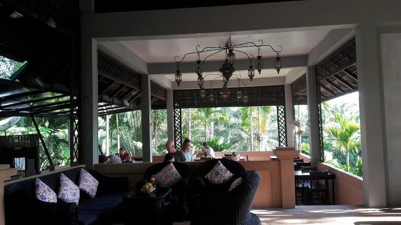 Hotel Aonang Cliff Mountain New Resort