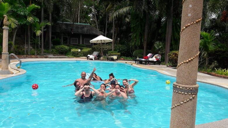 Hotel Aonang Cliff Mountain New Resort