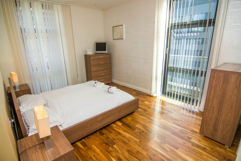 Canary Wharf - Corporate River View Apartments