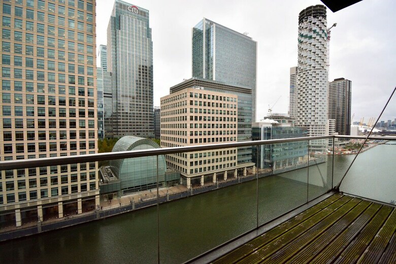 Canary Wharf - Corporate River View Apartments