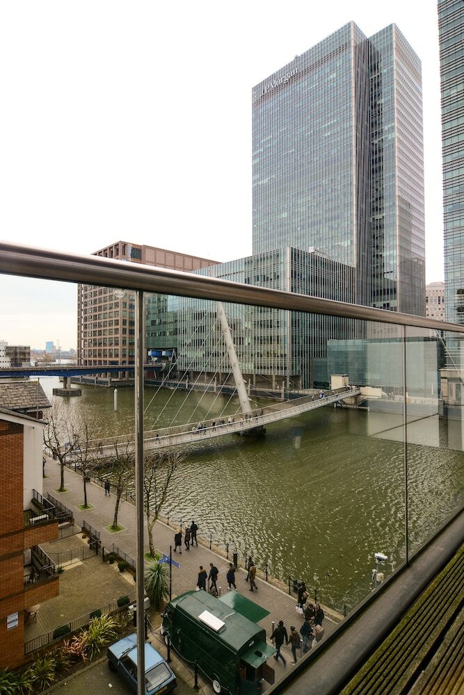 Canary Wharf - Corporate River View Apartments