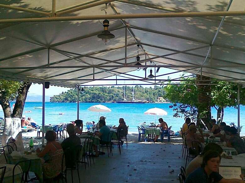 Avra Beach Hotel