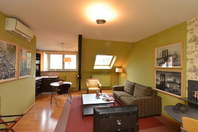 Mas Aparthotel Eu